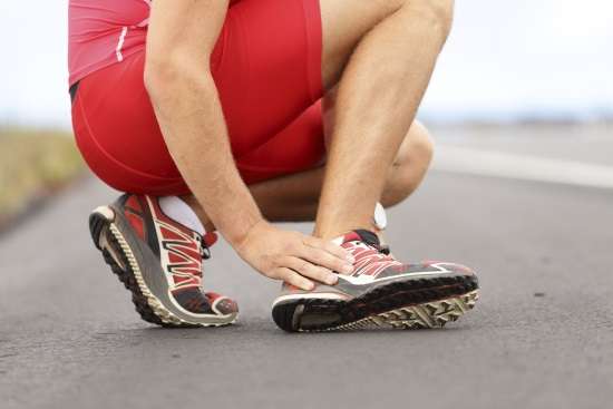 Sports Osteopathy in Toronto for Knee Pain, Tennis Elbow and Other Injuries